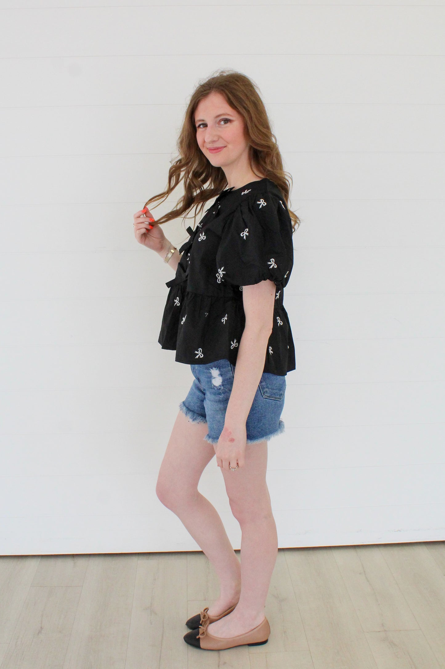 Bigger The Bow Top - Black