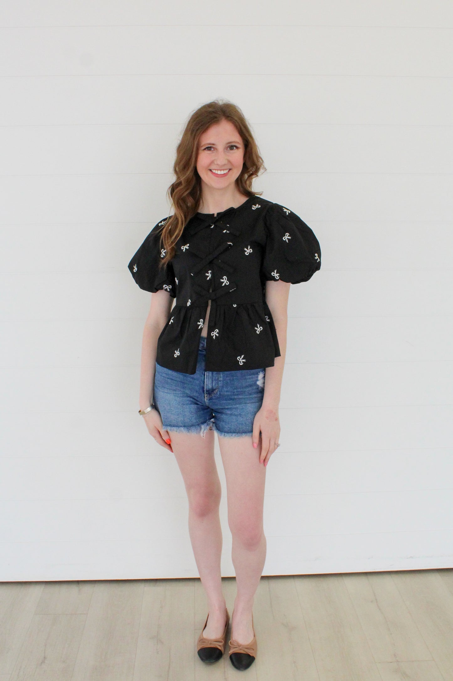 Bigger The Bow Top - Black