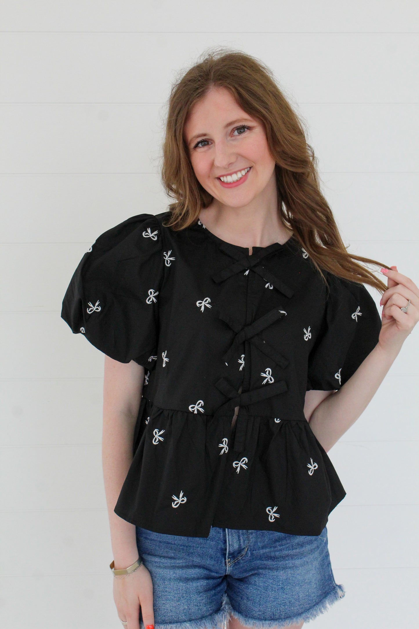 Bigger The Bow Top - Black