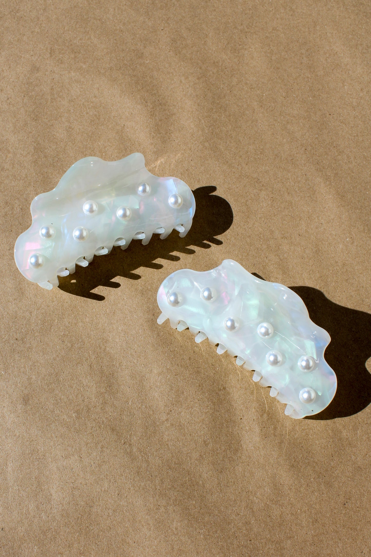 In A Pinch Claw Clip - Pearl